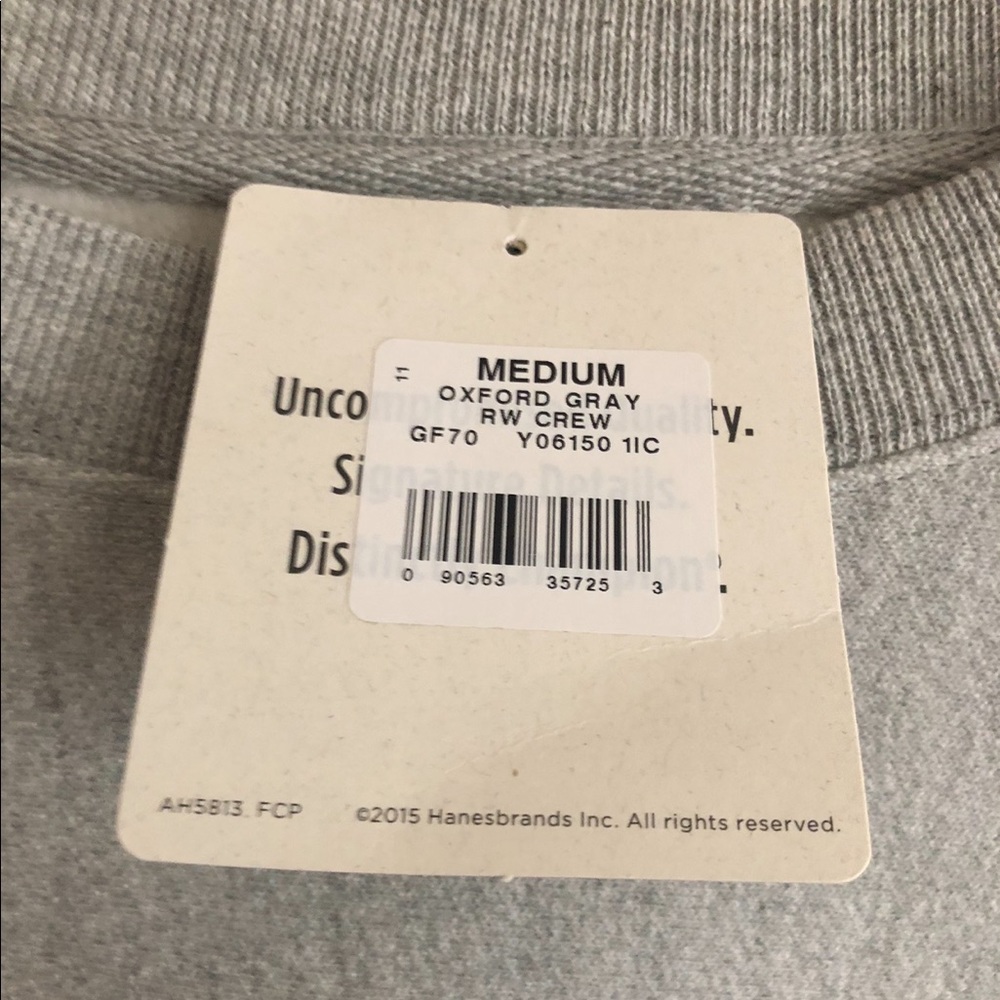 SOLD SOLD SOLD Champion Reverse Weave Sweatshirt - Picture 6 of 7